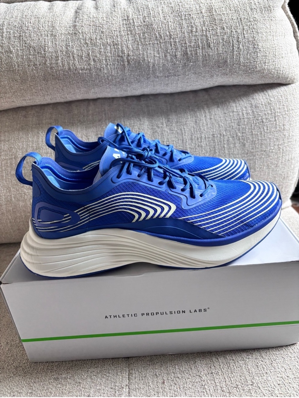 🔥 NWB Athletic Propulsion Labs (APL) Streamline Men’s 11.5 – Coastal Blue🔥